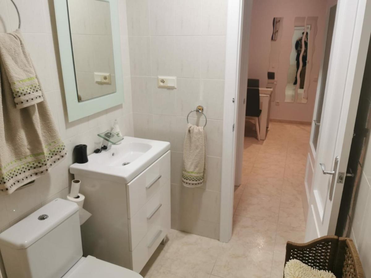 Apartamentos Avda Juan Carlos Roquetas de Mar Kültér fotó